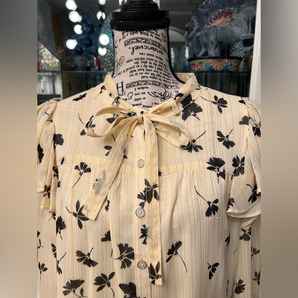 DKNY Ivory Blouse with Black Leaf Print and Gold Thread M - Picture 2 of 13